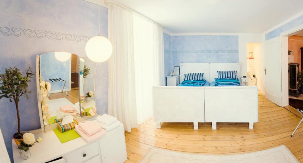 Landhotel Untere Muehle Strassberg Exteriör bild