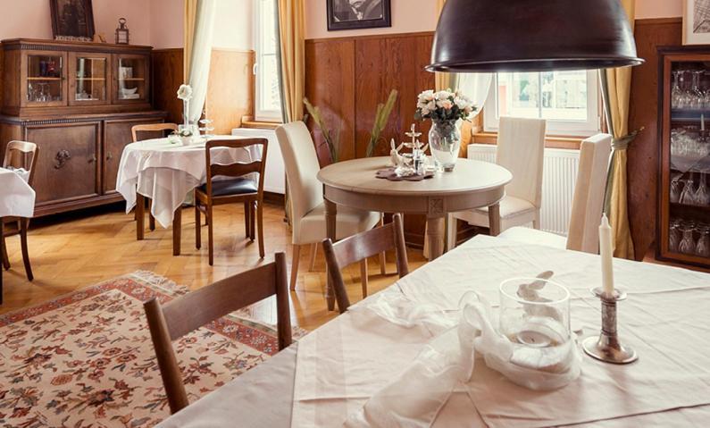 Landhotel Untere Muehle Strassberg Exteriör bild