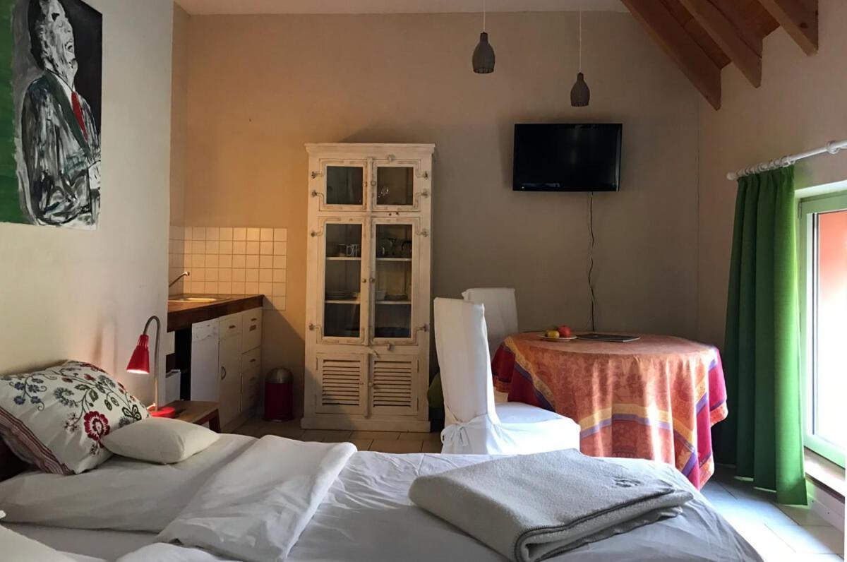 Landhotel Untere Muehle Strassberg Exteriör bild