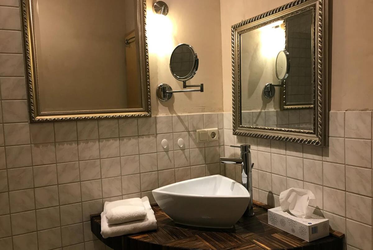 Landhotel Untere Muehle Strassberg Exteriör bild
